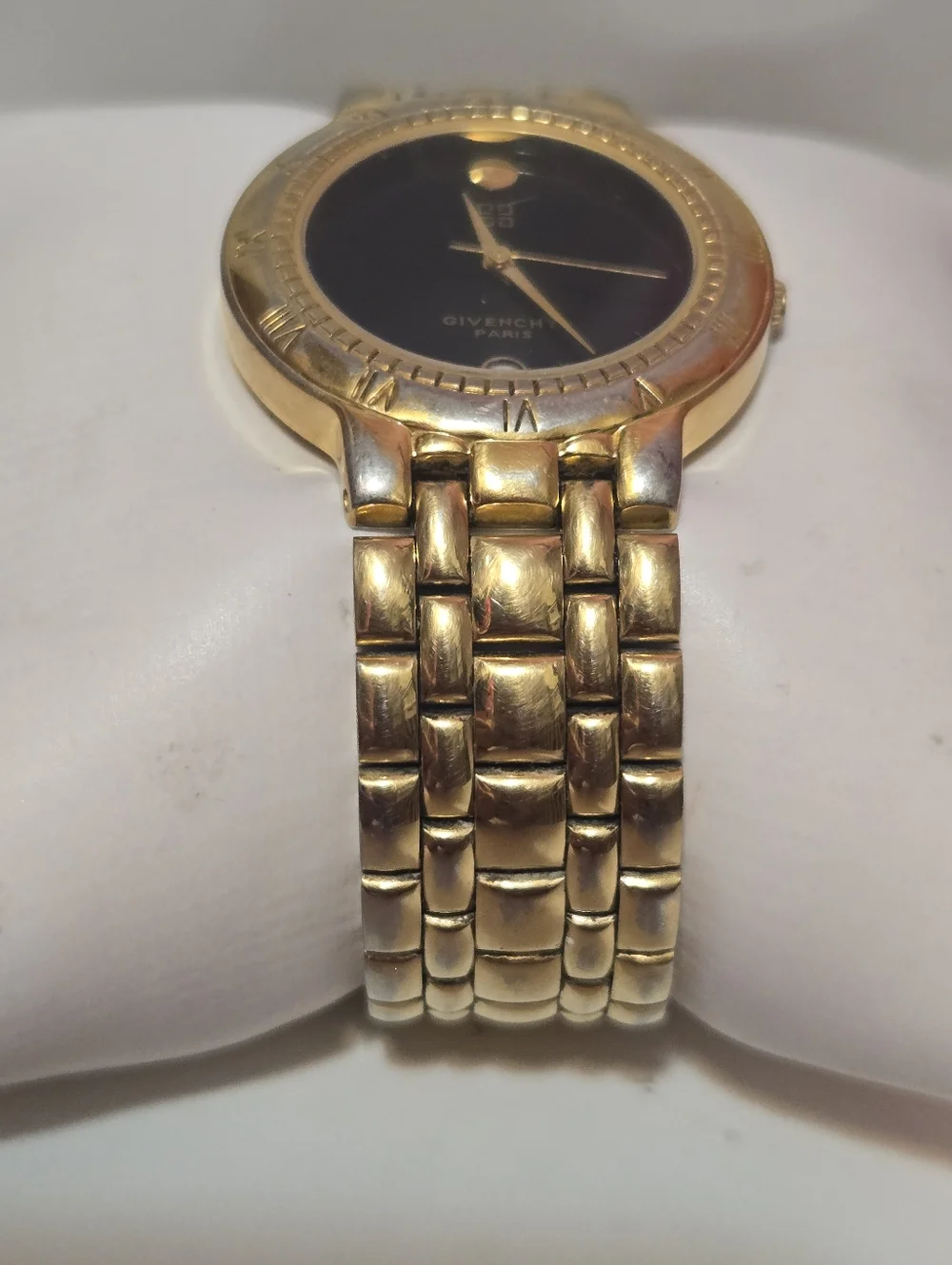 GUC Vintage Givenchy Gold Tone Black Dial Ladies Watch